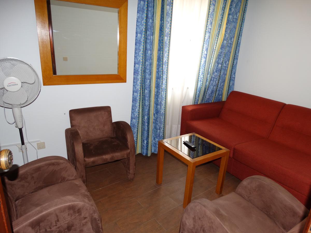 Al Center Aveiro Alojamento Local Hotel Exterior photo